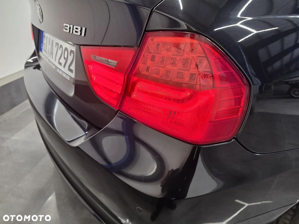BMW Seria 3 318i Edition Lifestyle - 32
