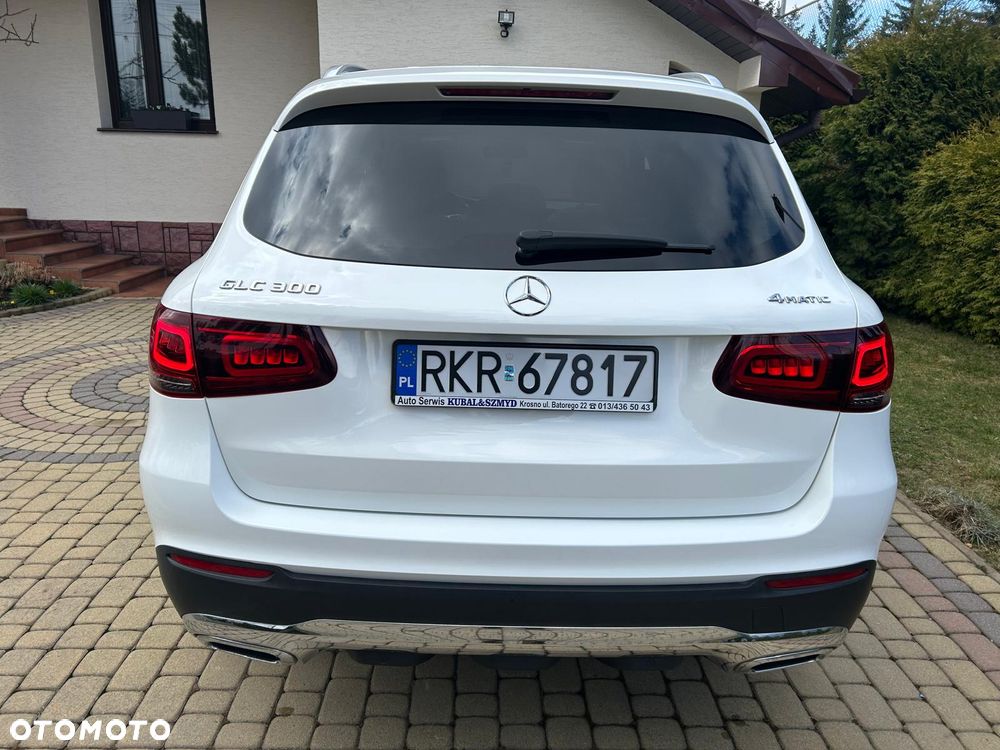 Mercedes-Benz GLC 300 4Matic 9G-TRONIC - 7