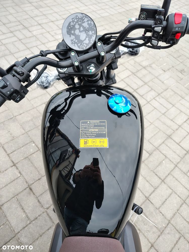 QJMOTOR SRV 125 - 12