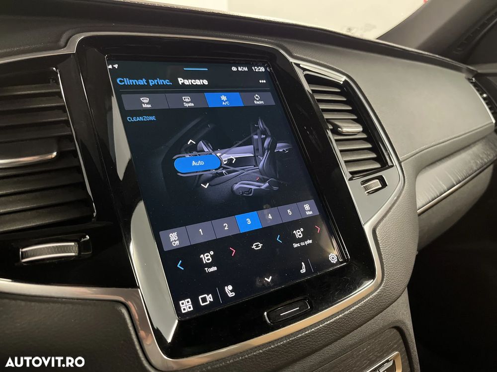Volvo XC 90 B5 D AWD Plus Bright - 23