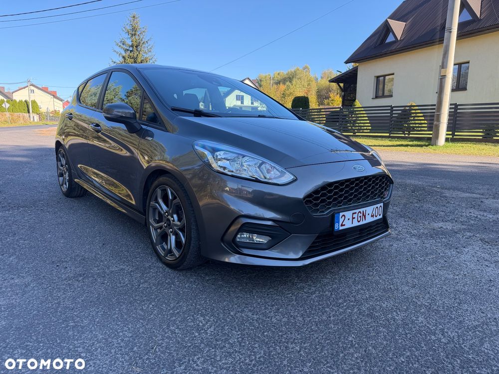 Ford Fiesta 2018 photo 2