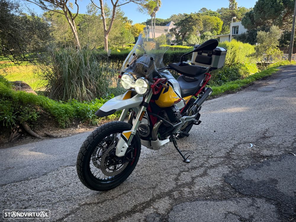 Moto Guzzi V85 TT - 9