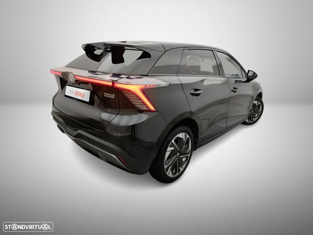 MG MG4 64 kWh Luxury - 3