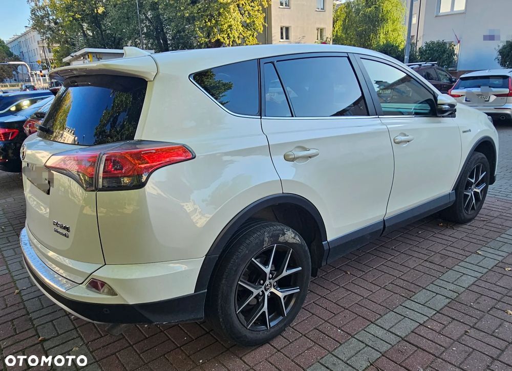 Toyota Rav4 2017 photo 4