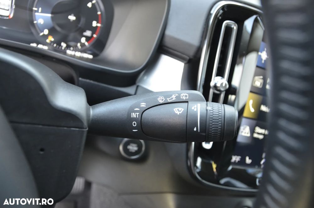 Volvo XC 40 D3 Momentum - 29