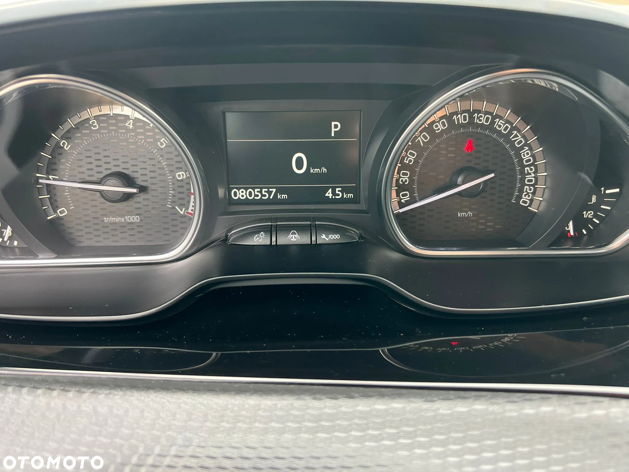 Peugeot 2008 PureTech 110 Stop&Start EAT6 GT-Line Edition - 11