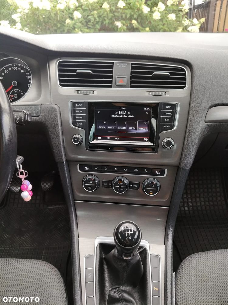 Volkswagen Golf - 14