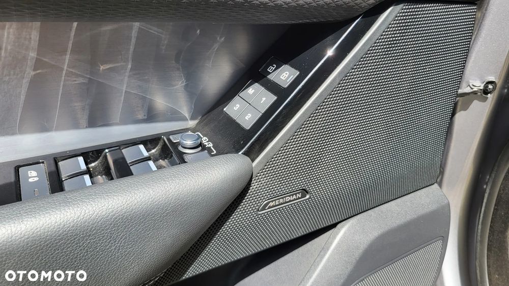 Land Rover Range Rover Velar 2.0 D200 mHEV R-Dynamic S - 22