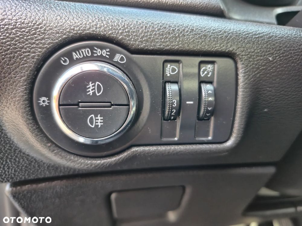 Opel Astra 1.4 Turbo Active - 21