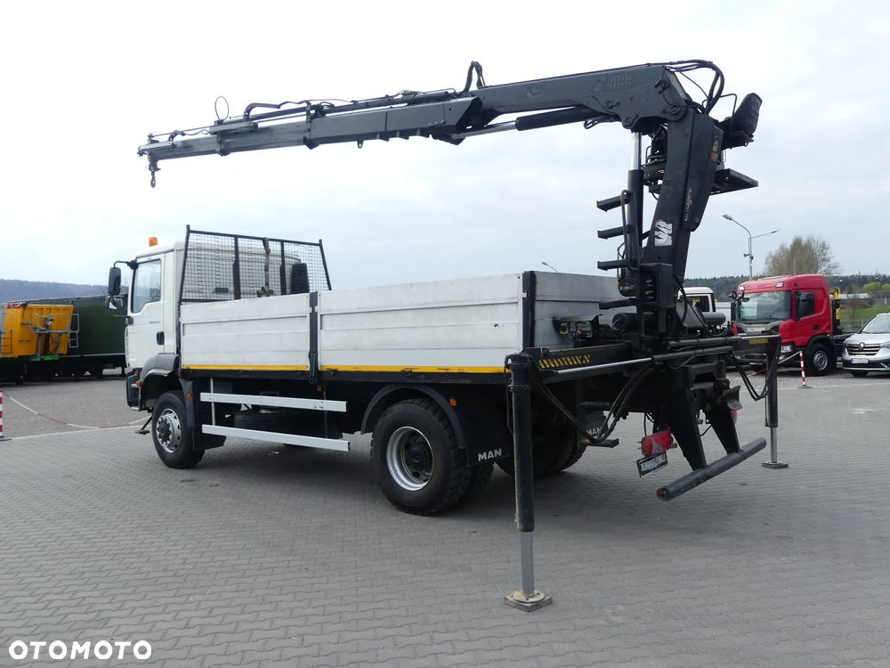 MAN TGM 18.330 / 4x4 / MANUAL / HDS HIAB 122-2 DUO / - 3