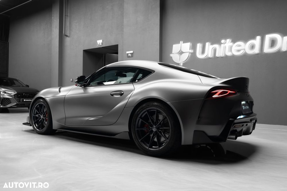 Toyota Supra - 8