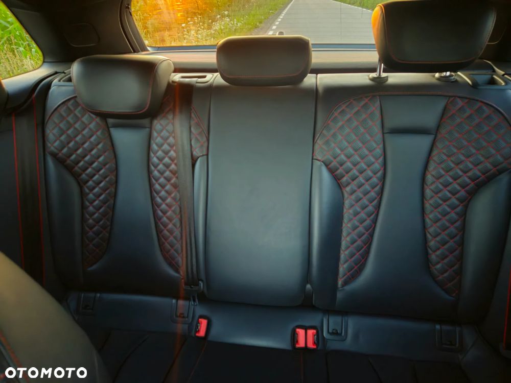 Audi RS3 Sportback Standard - 11