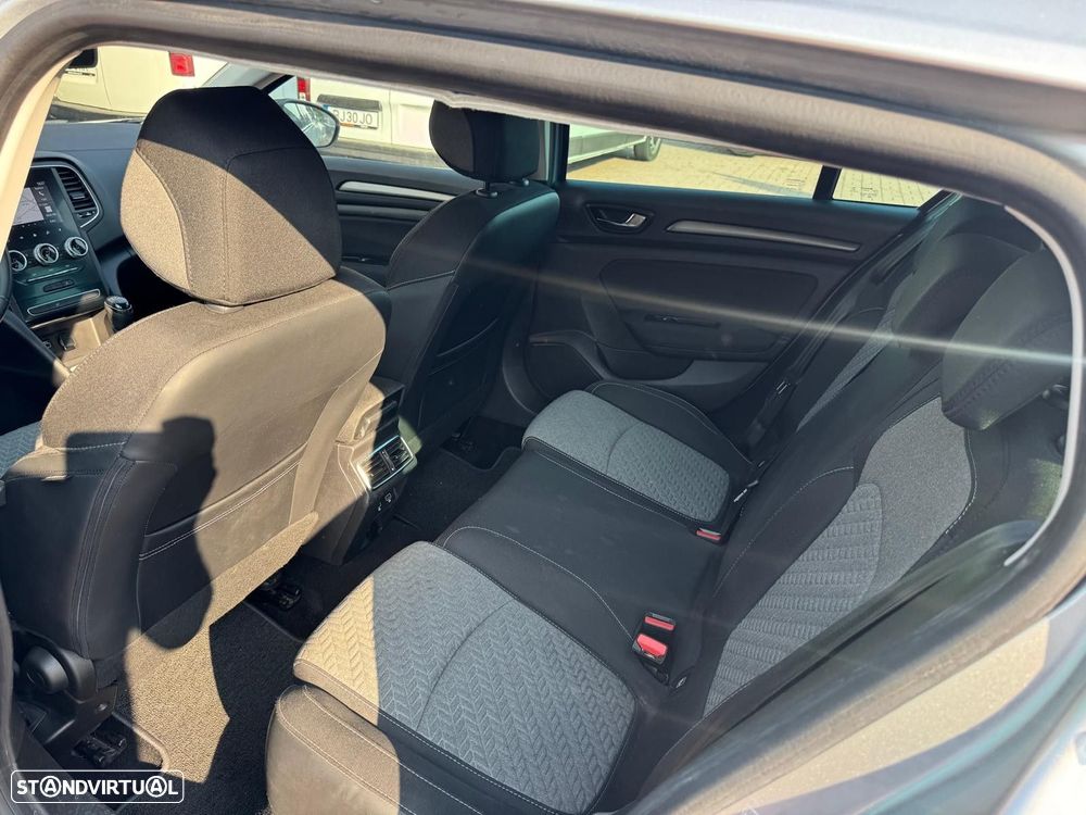 Renault Mégane Sport Tourer 1.5 Blue dCi Limited J17 - 38