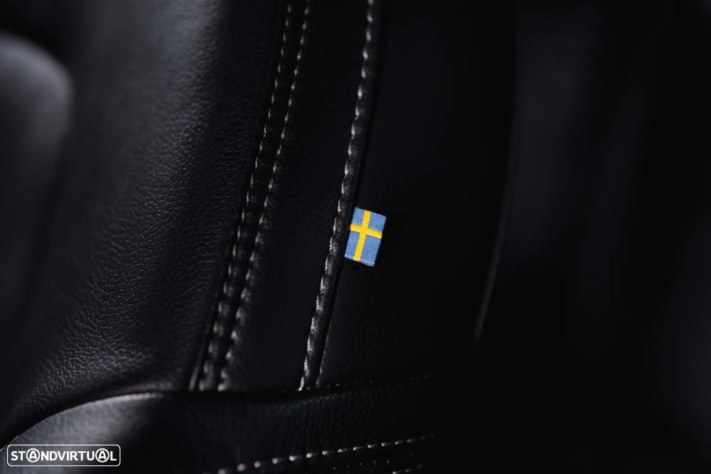 Volvo XC 40 P8 AWD Recharge RDesign - 28