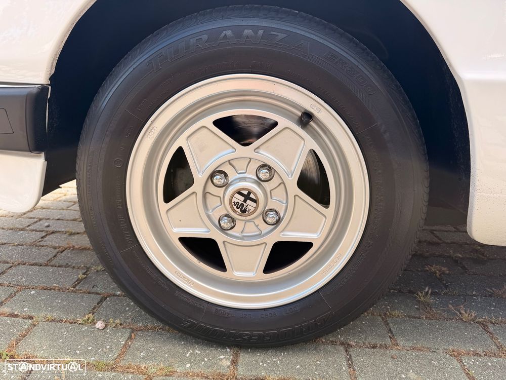 Alfa Romeo Spider 1.6 - 30