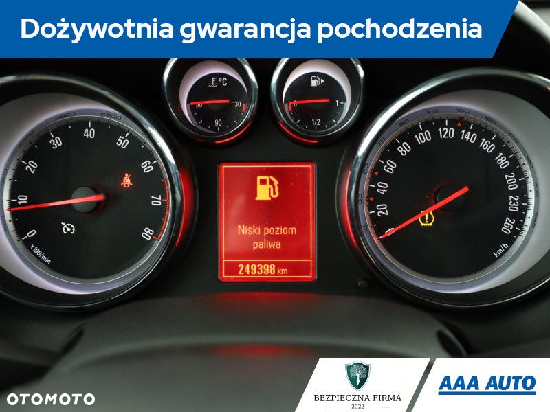 Opel Astra - 9