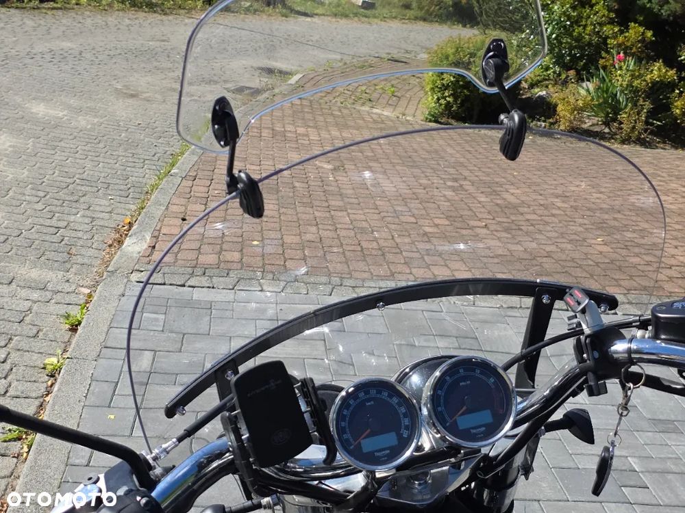 Triumph Rocket - 8