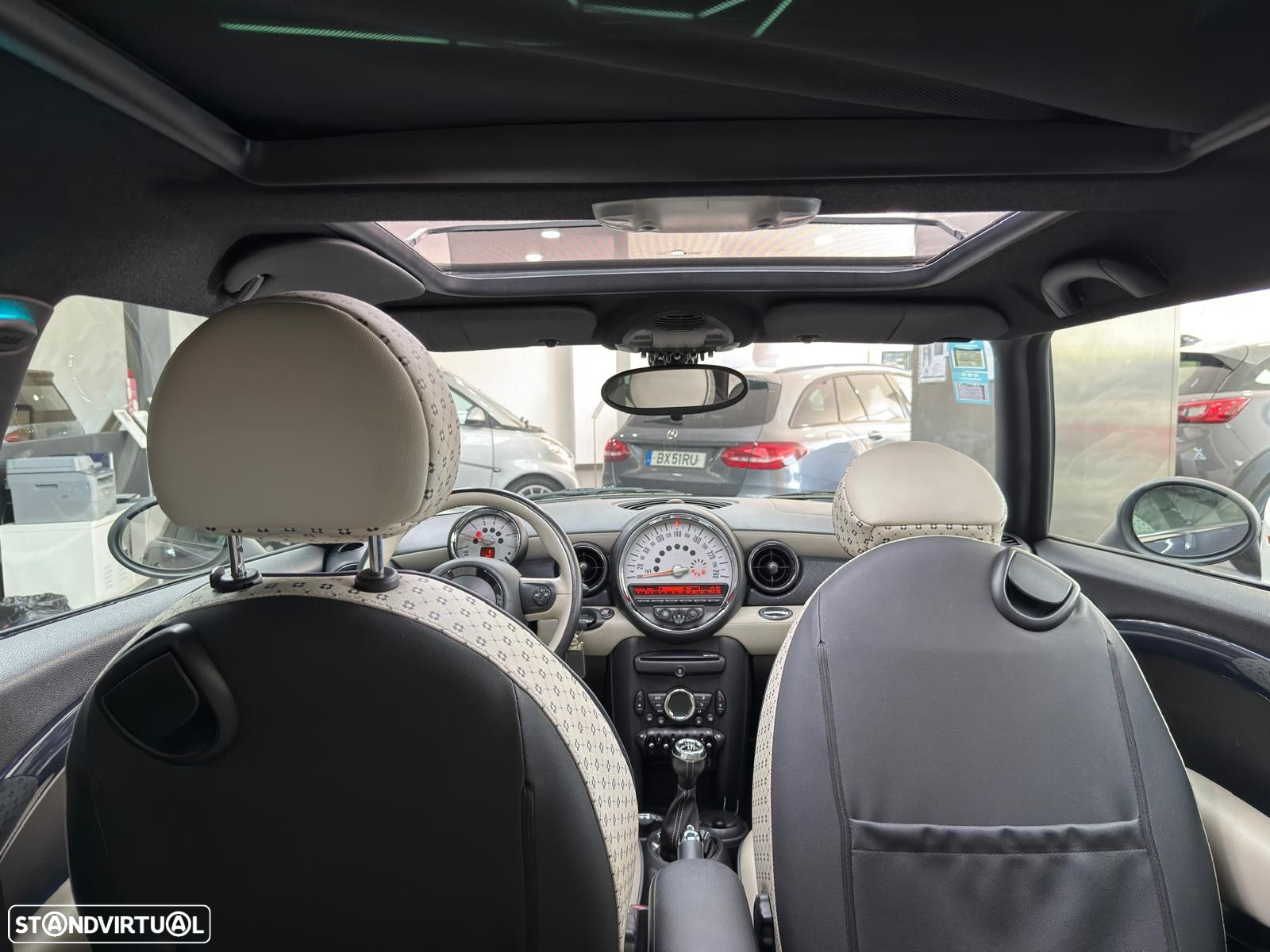 MINI 3 Portas Cooper D - 30