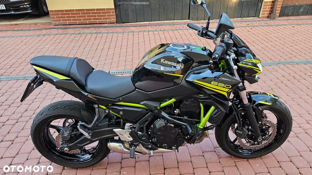 Kawasaki Z 650 - 24