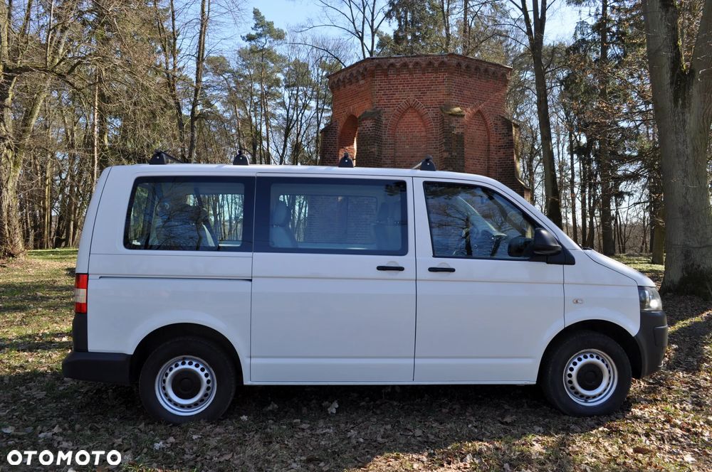 Volkswagen Transporter - 8