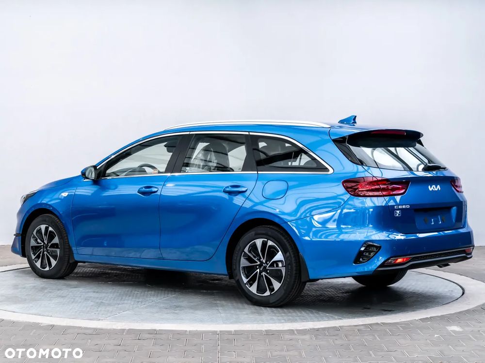 Kia Ceed 1.5 T-GDI M - 3