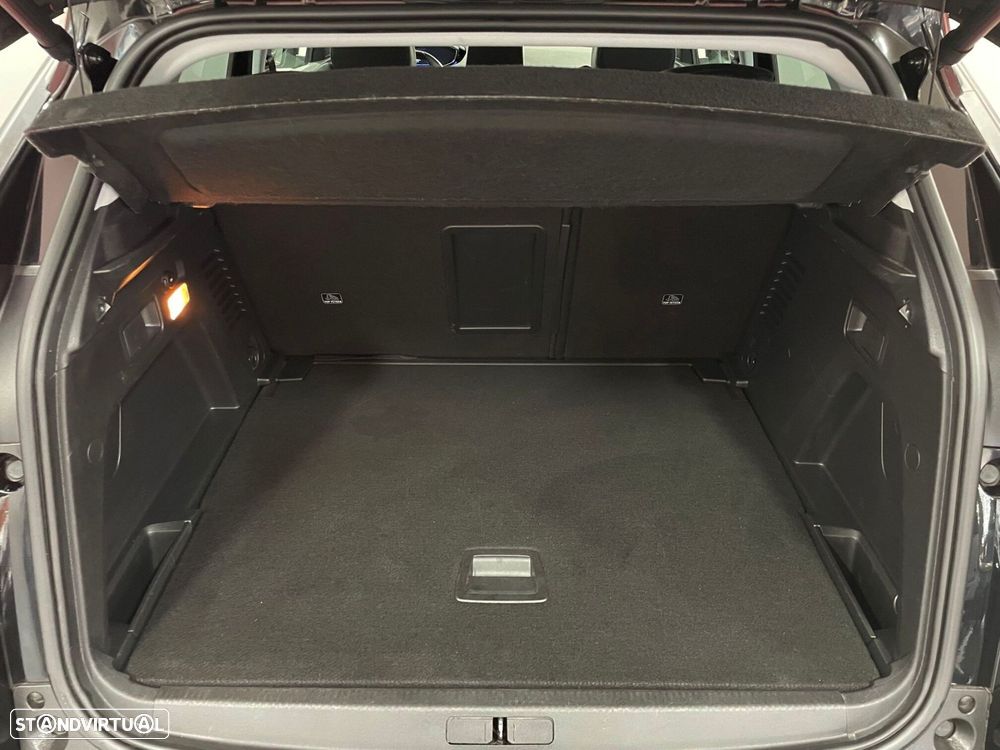 Peugeot 3008 1.2 PureTech Allure EAT8 - 59