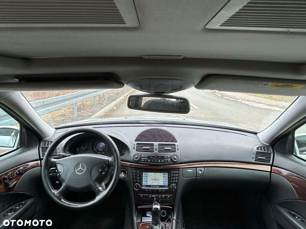 Mercedes-Benz Klasa E 320 CDI Classic - 2