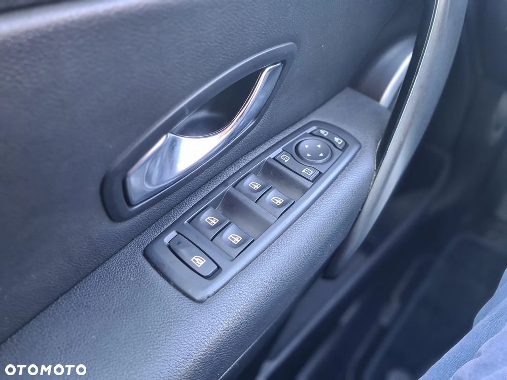 Renault Megane 1.9 dCi Dynamique Euro5 - 15