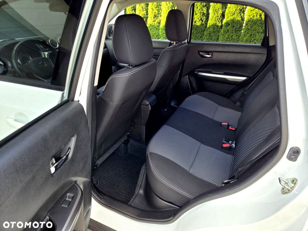 Suzuki Vitara - 20
