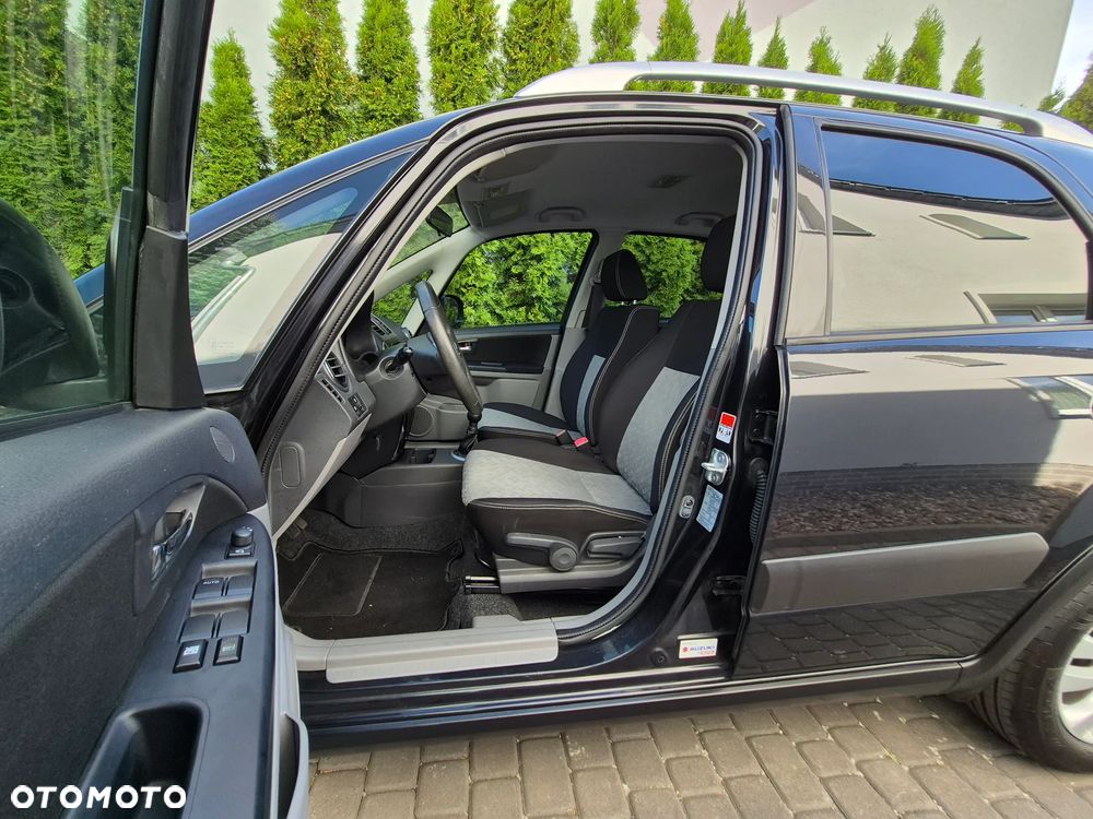 Suzuki SX4 1.6 VVT 4x2 Style - 13