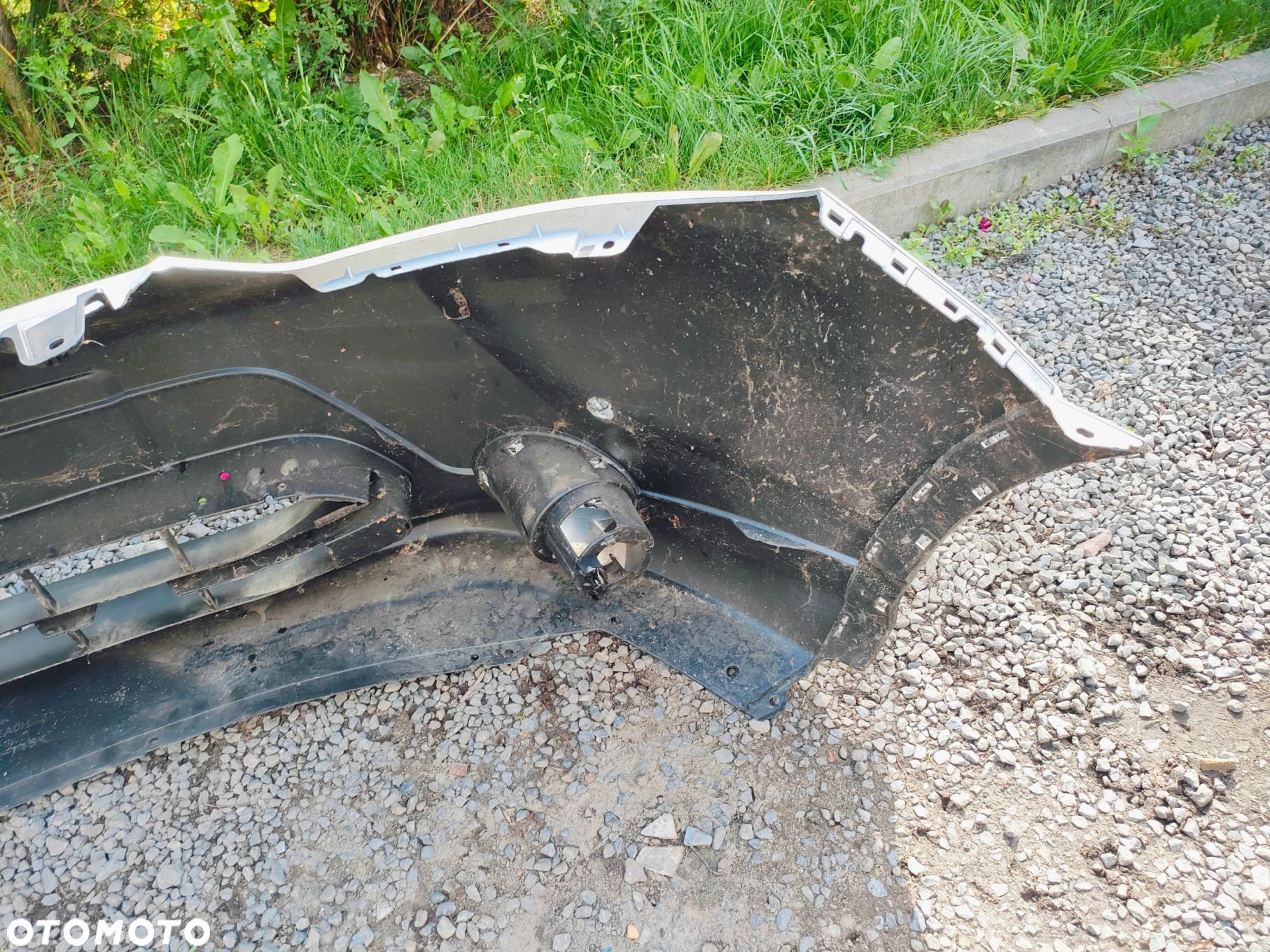 NISSAN QASHQAI II 13-17 ZDERZAK PRZÓD PRZEDNI - 9