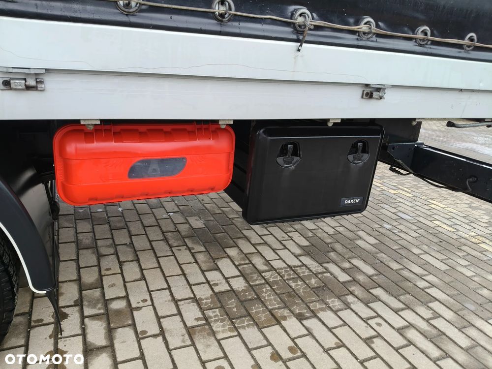 Iveco DAILY 72C80 - 9