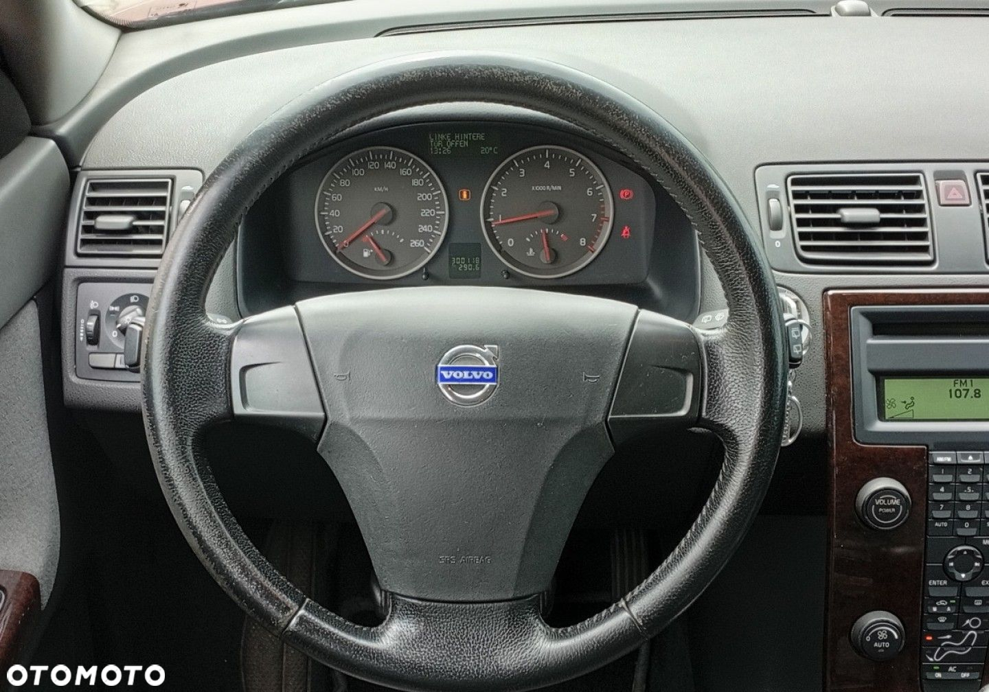 Volvo V40 - 23