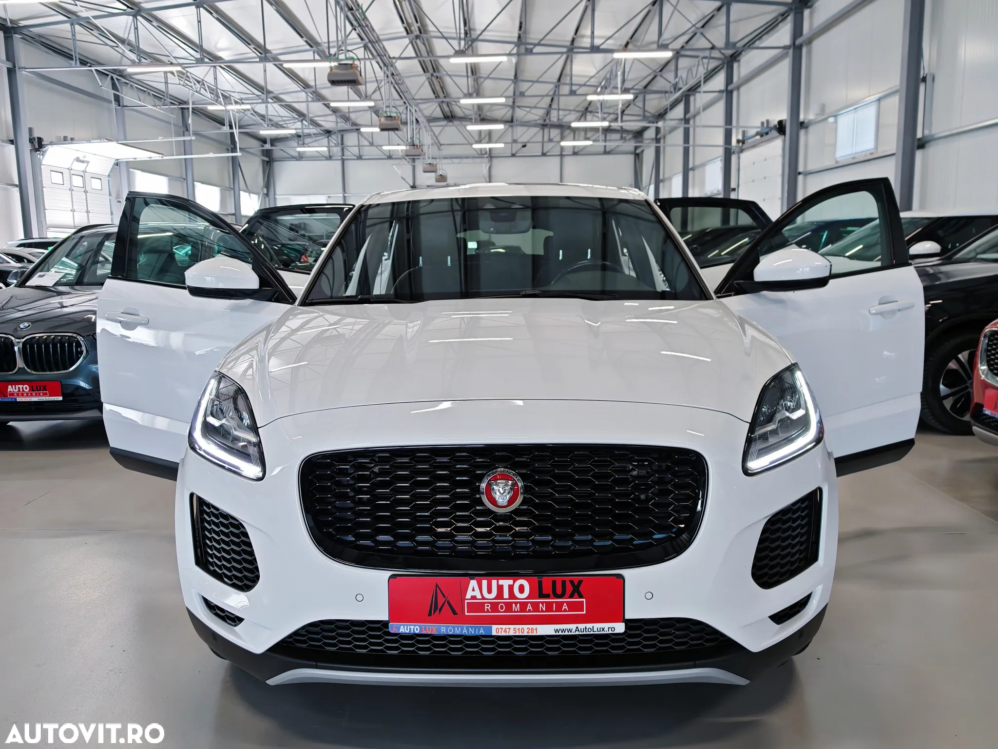 Jaguar E-Pace D150 AWD Aut. Chequered Flag - 33