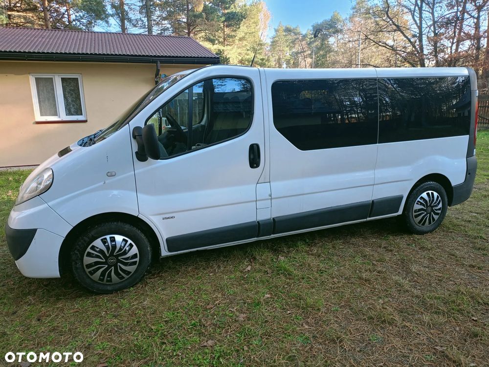 Opel Vivaro - 3
