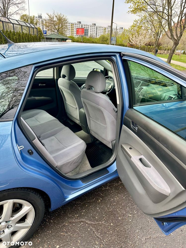 Toyota Prius 1.5 VVT-i Sol - 23