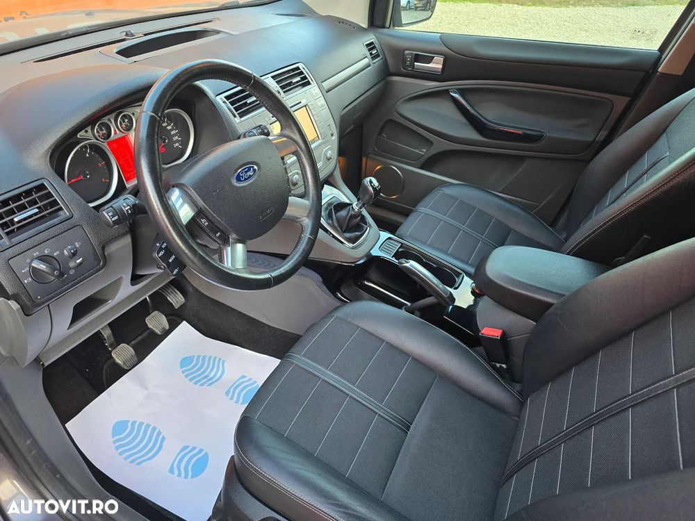 Ford Kuga 2.0 TDCi 4x4 Titanium - 5