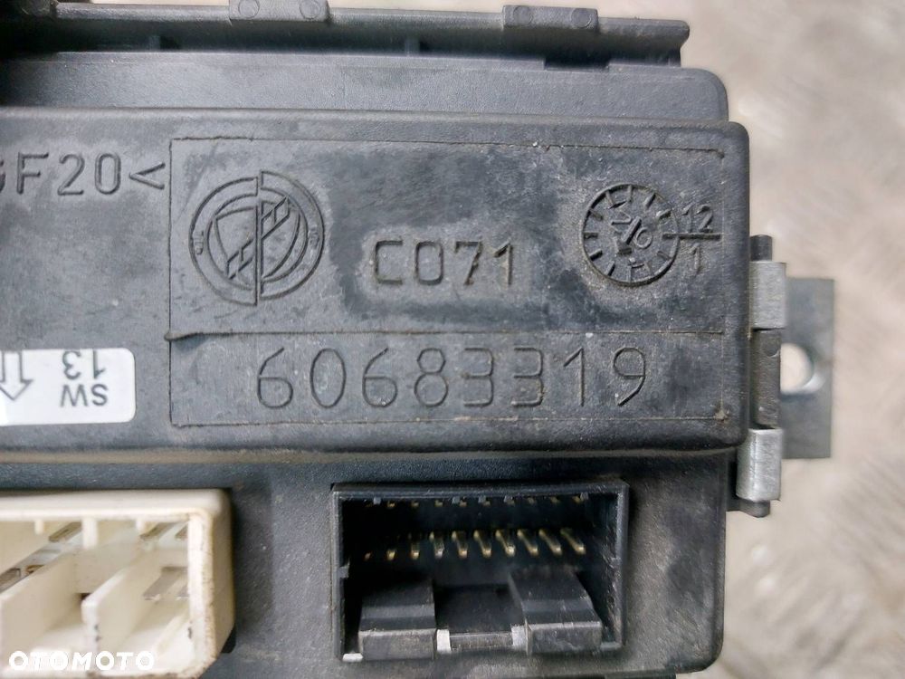 MODUŁ STEROWNIK DRZWI LEWY PRZÓD ALFA ROMEO GT I 60683319 - 2