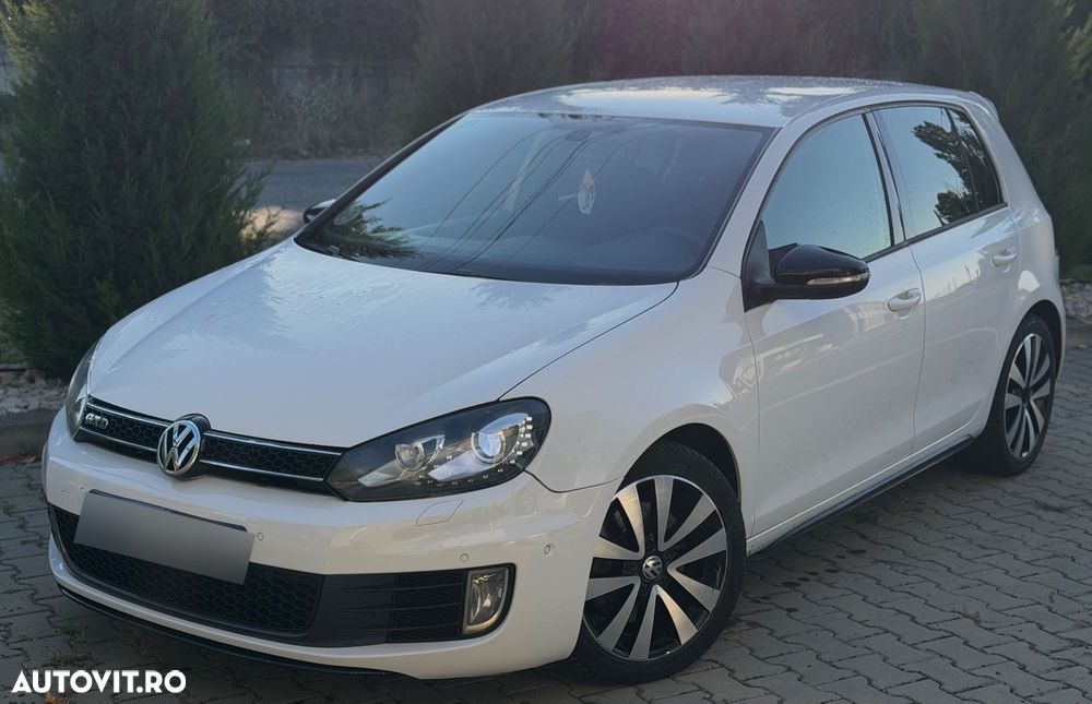 Volkswagen Golf 2.0 TDI DPF GTD - 1