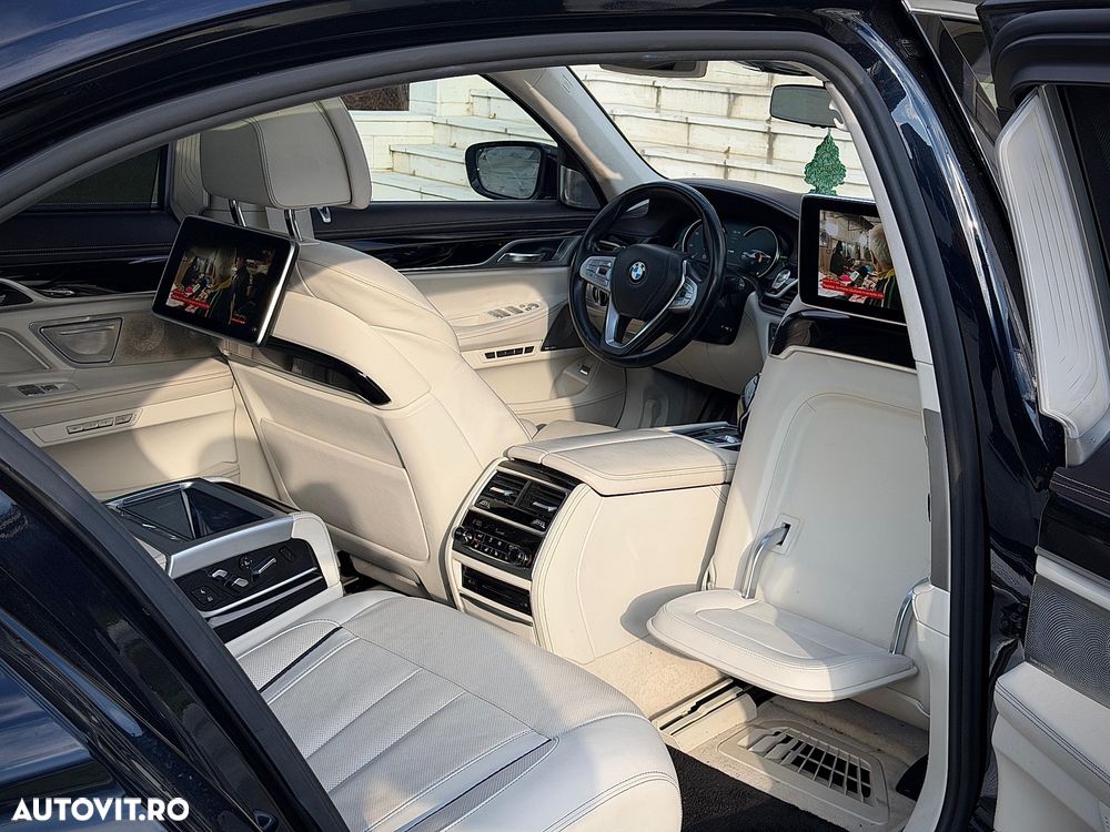 BMW Seria 7 740Li - 30