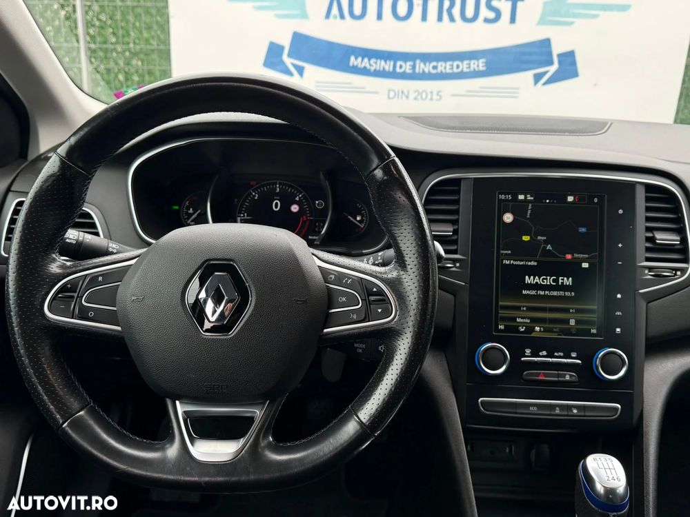 Renault Megane BLUE dCi Zen - 9