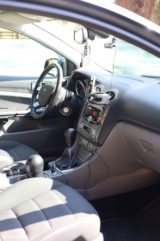 Ford Focus 1.8 Titanium - 26