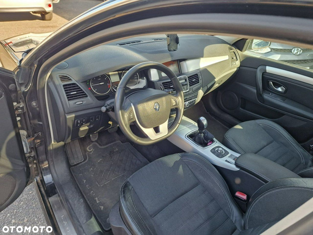 Renault Laguna dCi 150 FAP Dynamique - 8