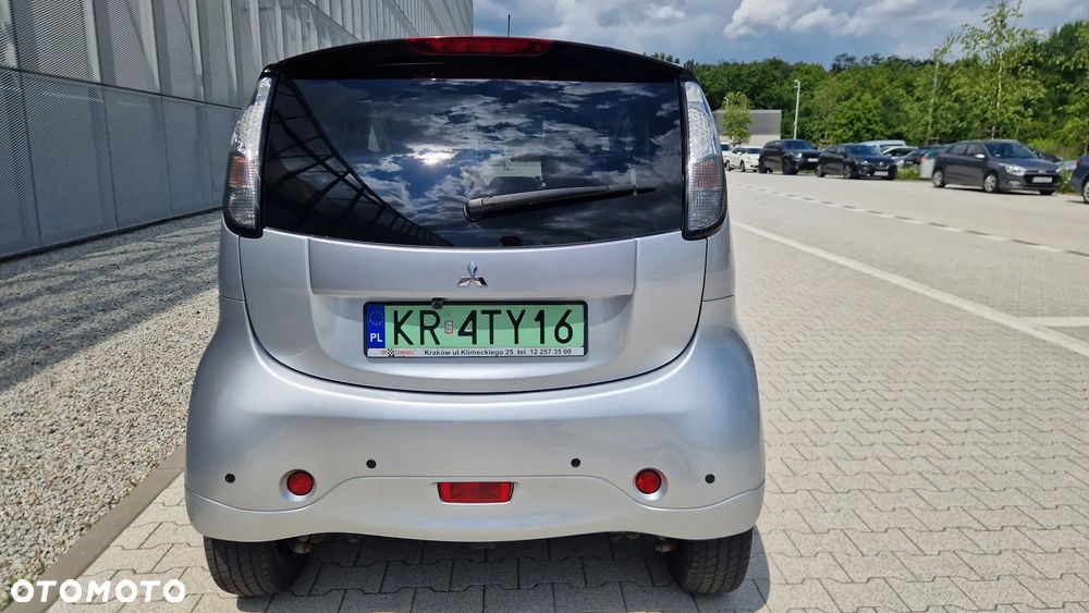 Mitsubishi i-MiEV - 13