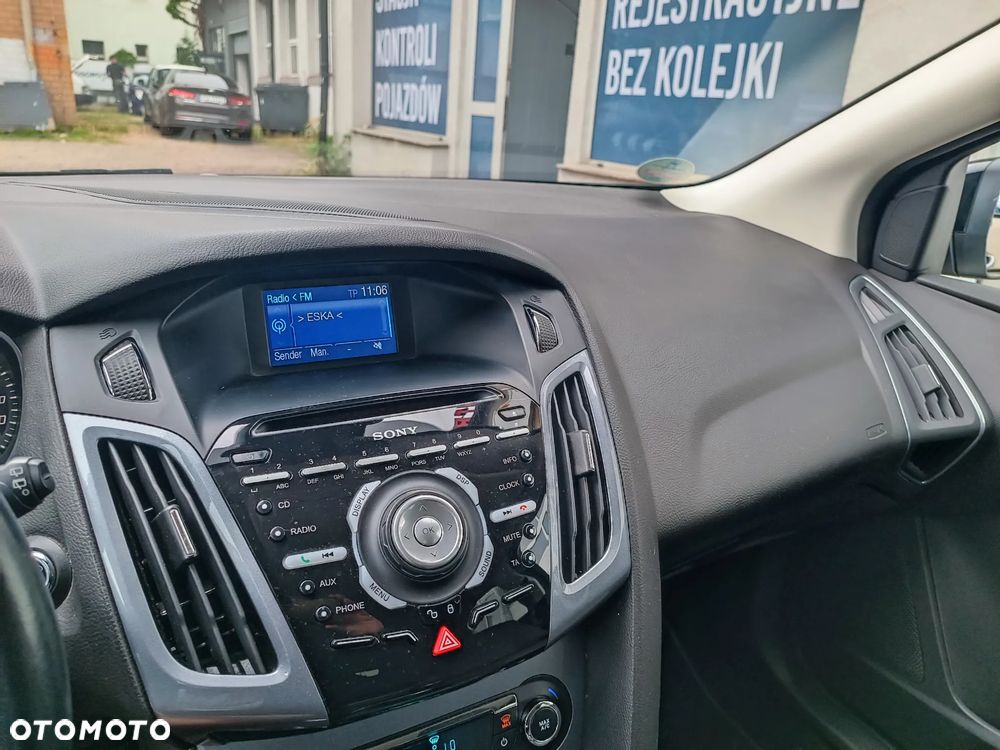 Ford Focus 1.6 EcoBoost Titanium - 20