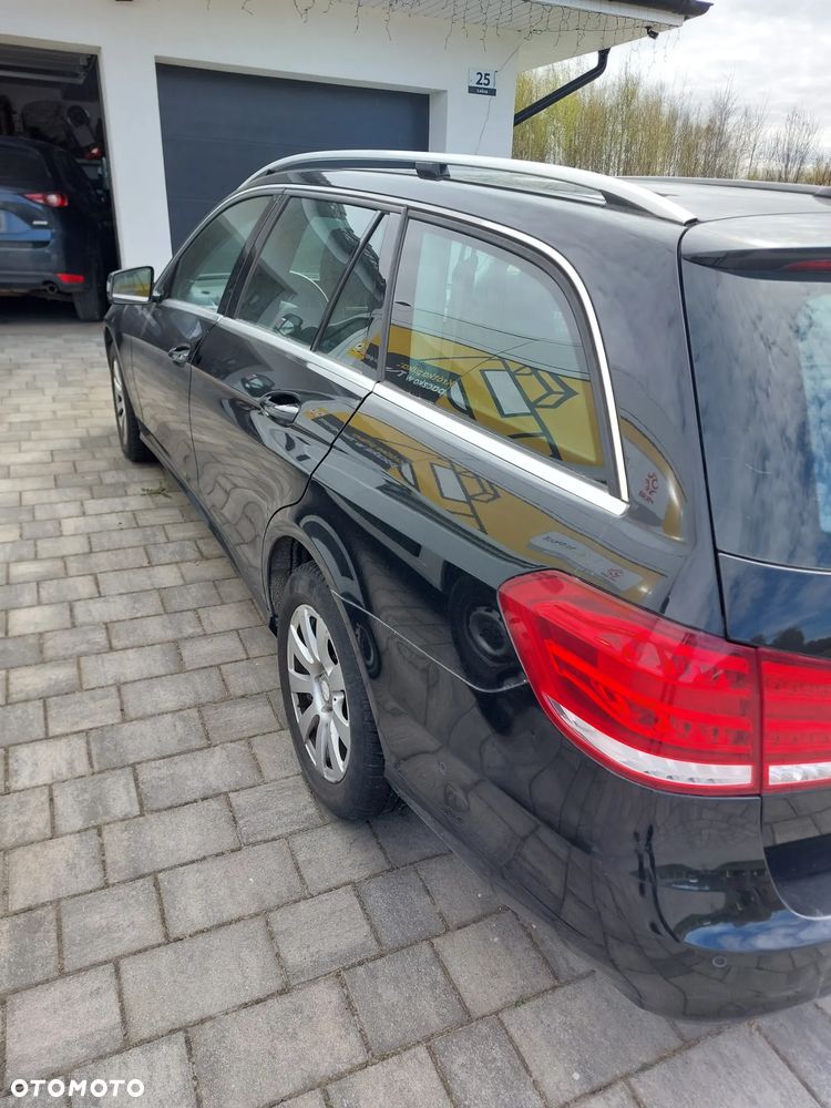 Mercedes-Benz Klasa E 200 BlueTEC 7G-TRONIC Avantgarde - 4