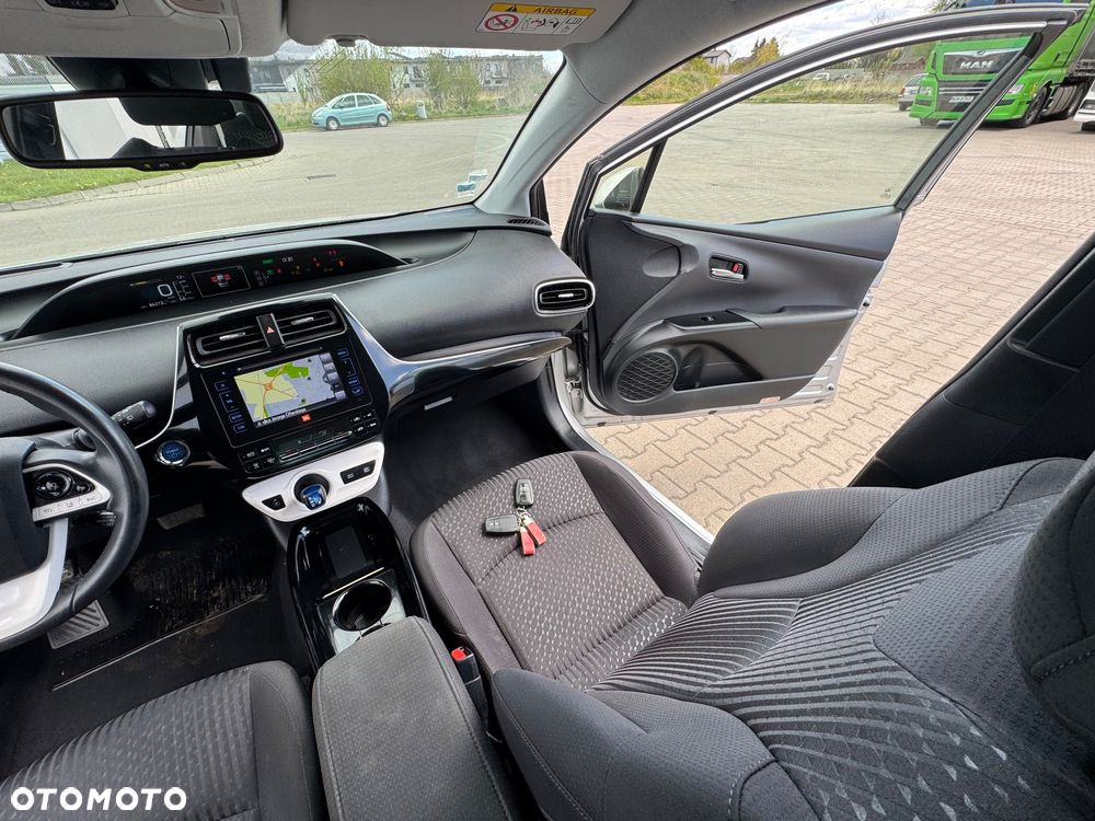 Toyota Prius - 13