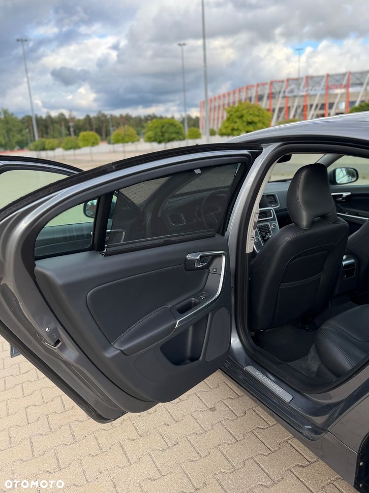 Volvo S60 T5 Geartronic Momentum - 11