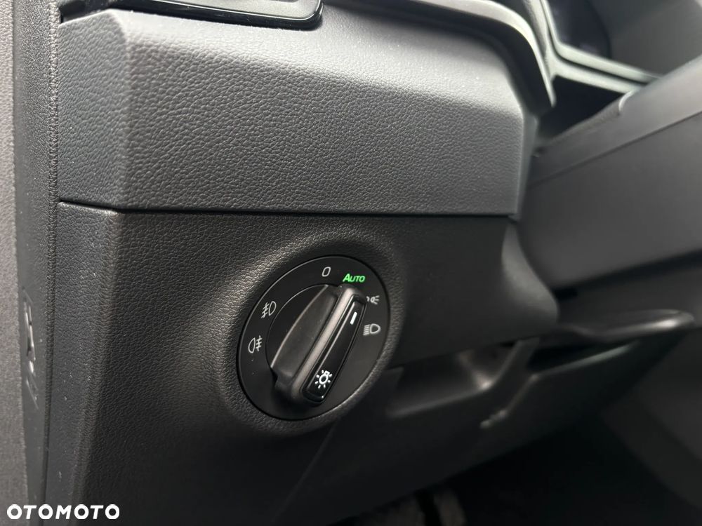 Skoda Karoq 1.5 TSI ACT Selection DSG - 26