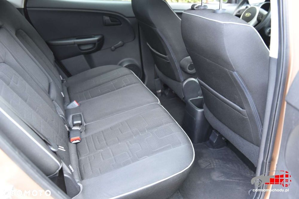 Kia Venga - 20